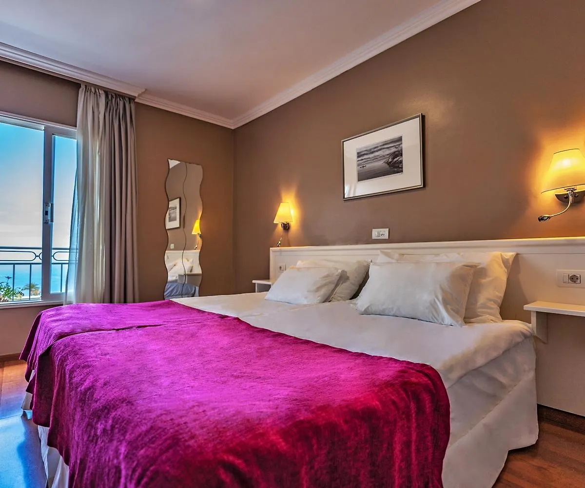 Hotel Spa La Quinta Park Suites Санта-Урсула 4*,