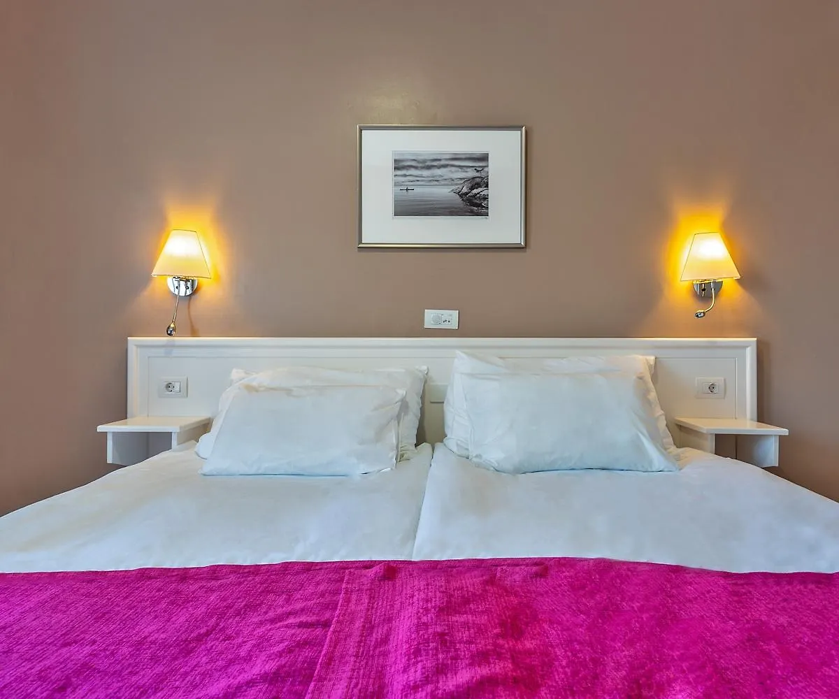 Hotel Spa La Quinta Park Suites Санта-Урсула
