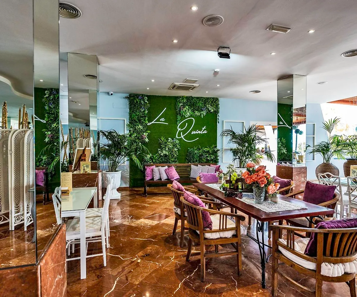 Hotel Spa La Quinta Park Suites Санта-Урсула